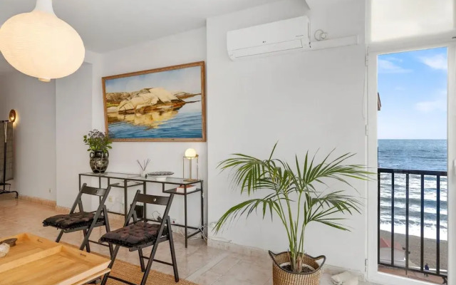 Marvelous Waterfront apt in Fuengirola - Ref 73