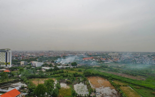 Luxurious and Vibrant Studio Room Apartment at Taman Melati Surabaya