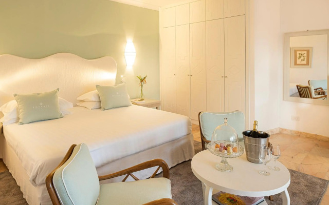 Botania Relais & Spa - The Leading Hotels of the World.