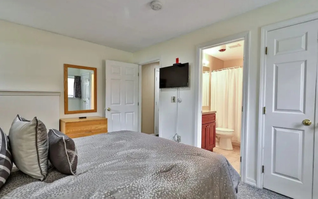 Pico Mountain Condo F106 3 Bedroom Home