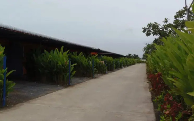 Tonrak Resort