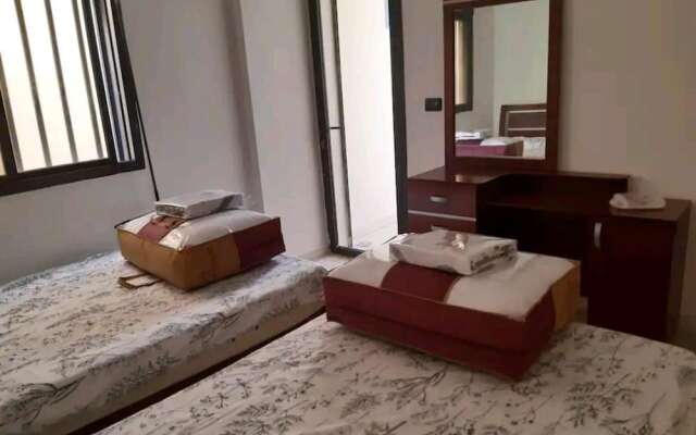 Stunning 4-bed Apartment in Ain Saadeh