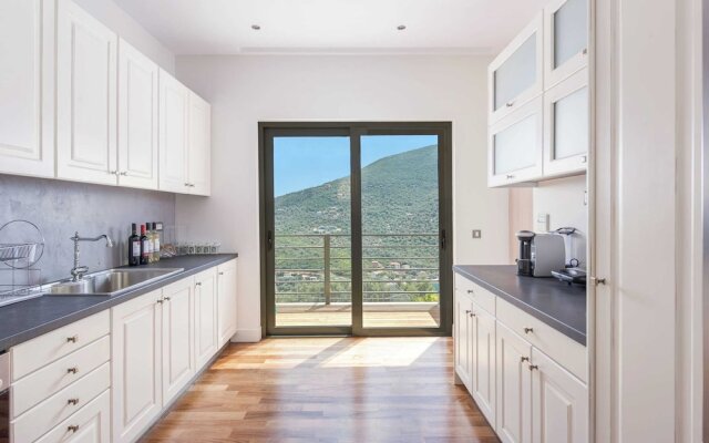 Sivota Bay View Villa with Hot Tub, Private Pool, Garden