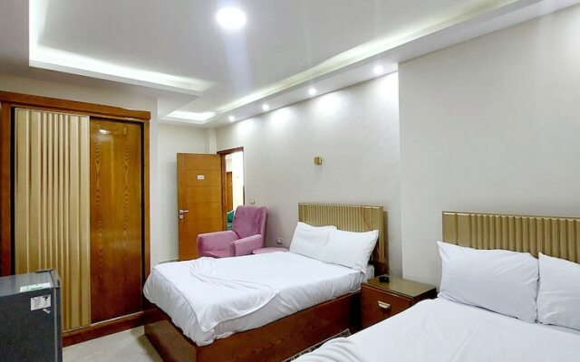 Regent Pyramids View