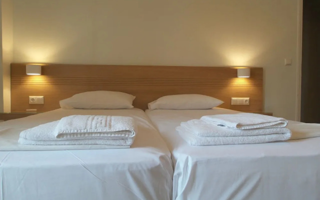 Neapolis Rooms & Apartments