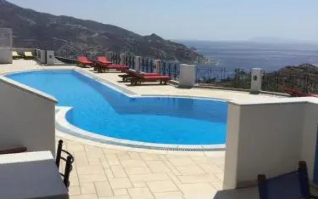 Kolitsani View Hotel