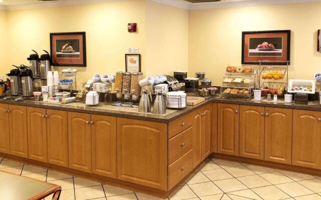 Roadstar Hotel Zephyrhills