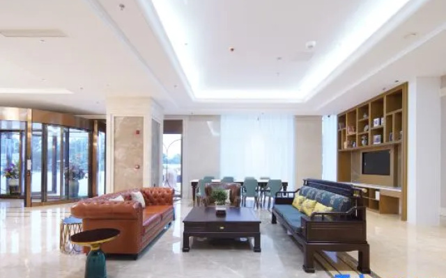 Vienna Hotel (Linyi Fortune Building)