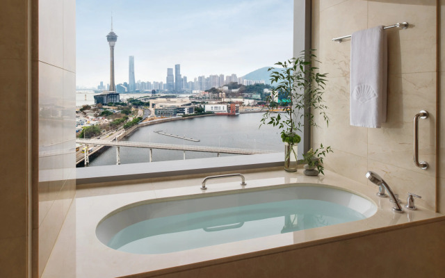 Mandarin Oriental, Macau