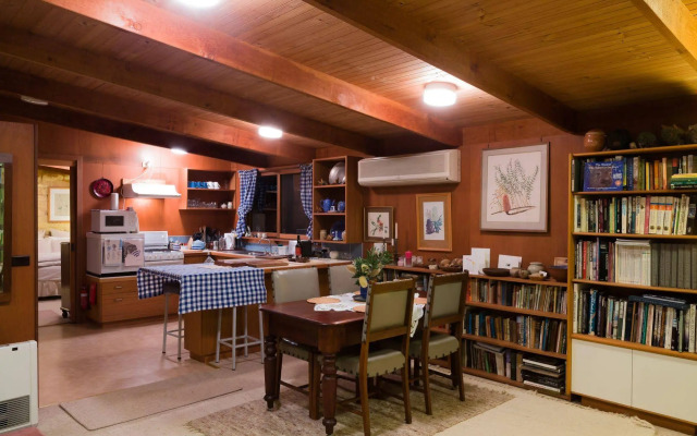 The Burrow At Wombat Bend
