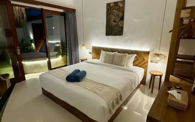 Lovely 2 Bedroom Villa Next to Munggu Beach!