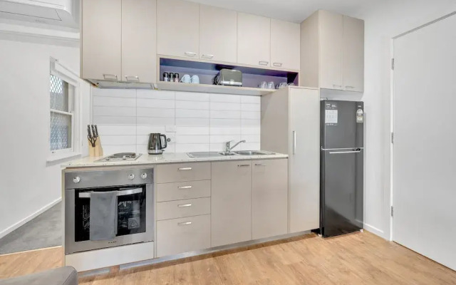 113 Hoddle
