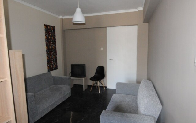 Kinetta Apartments