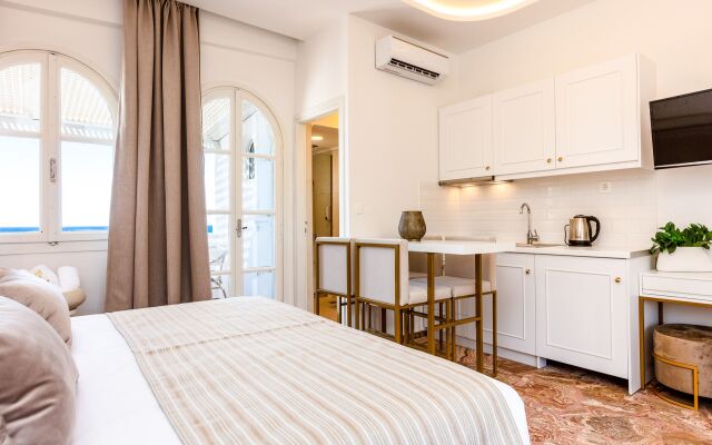 Pinelopi Beach Suites