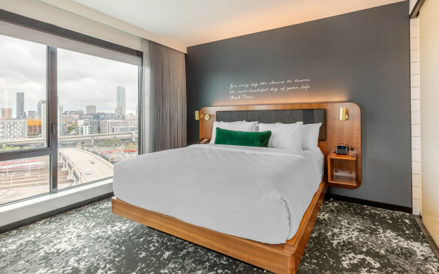 Cambria Hotel Boston Downtown - Seaport