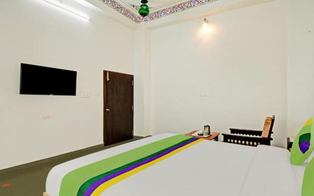 Treebo Khakhri Haveli