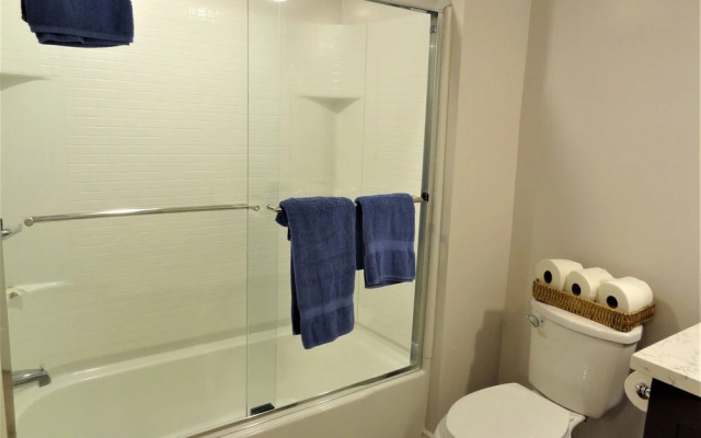 All In Stay In Reseda