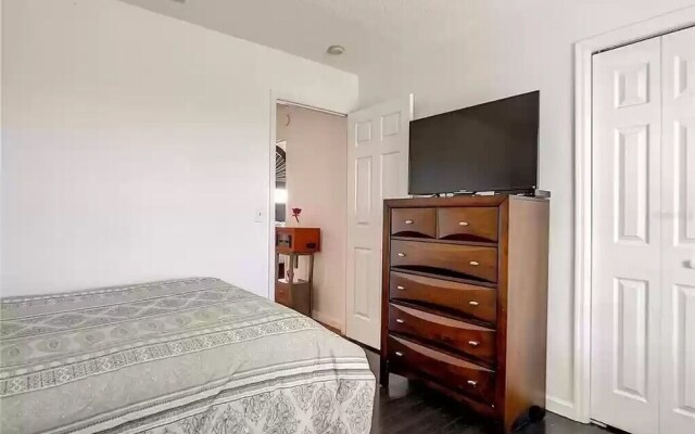 Windwood Villa 4 Bedroom Home by RedAwning