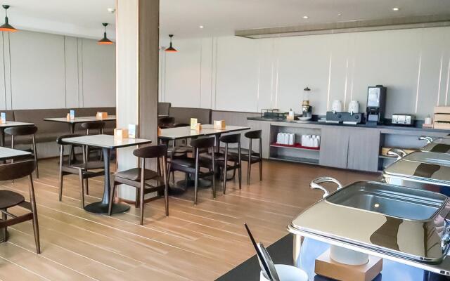 Hanting Hotel Lijiang Old Town Fuxing Road
