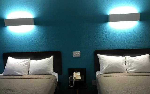 Motel 6 Raleigh, NC - North