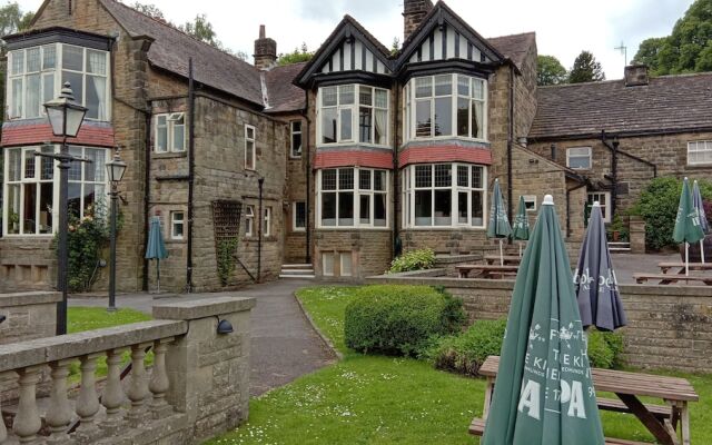 Sir William Hotel