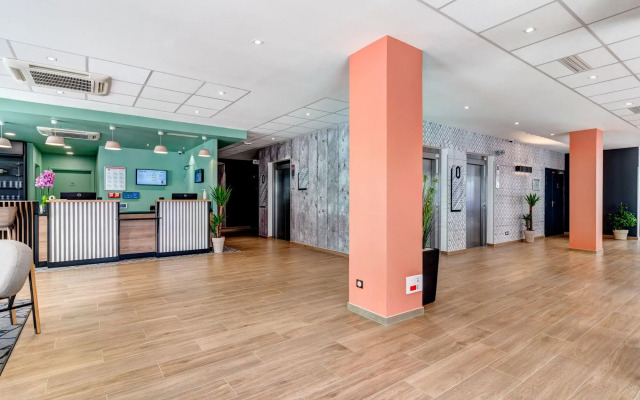 B&B HOTEL Paris Ivry Quai de Seine