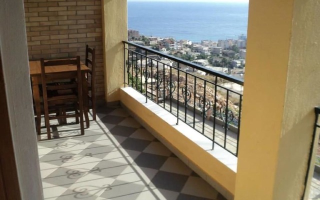 Apart-Hotel Llazari