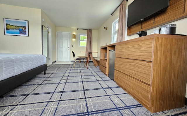 The Hotel Laurel at Seneca
