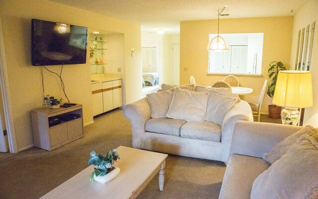 Clubview Country Club 2 Bedroom Condo