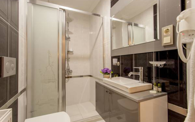 Asya World Hotel
