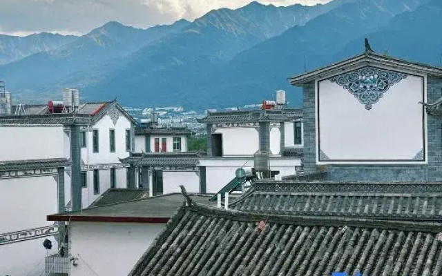 Mei Ran Bie Yuan（Er Hai Cai Cun pier store）