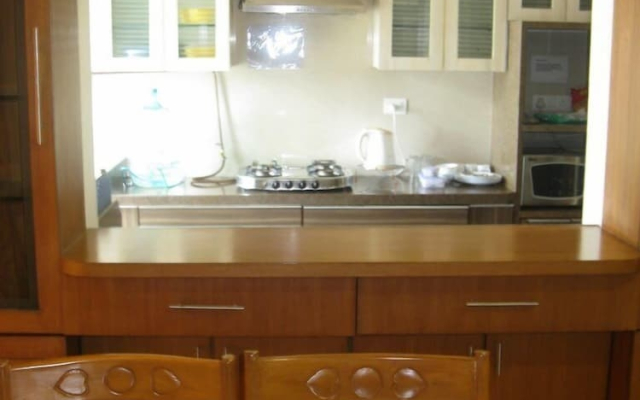 Hummingbird Apartments - Saiprasad