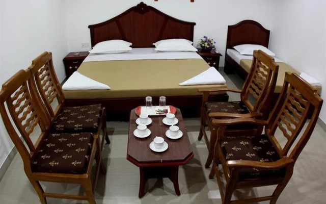 Hotel Thoiba Residency