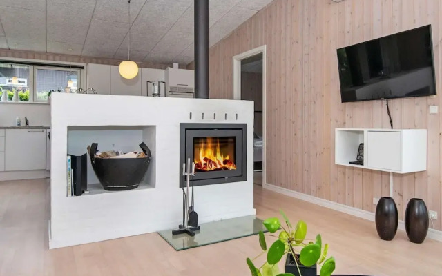 6 Person Holiday Home in Haderslev-by Traum