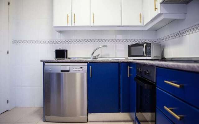 Modern 3bed Apt Next to Madrid Airport, Near Metro