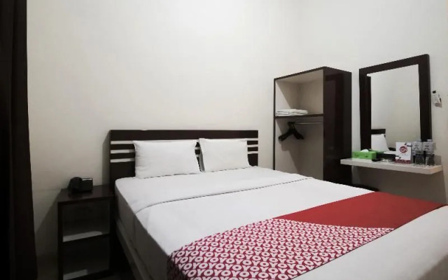OYO 765 Wisma Andalas Asri Syariah