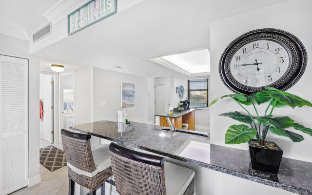 Beachfront Condo in Resort-style Community With Pool