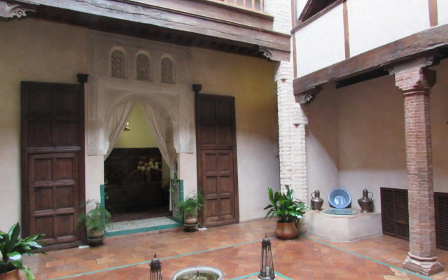 Casa Morisca Hotel Boutique