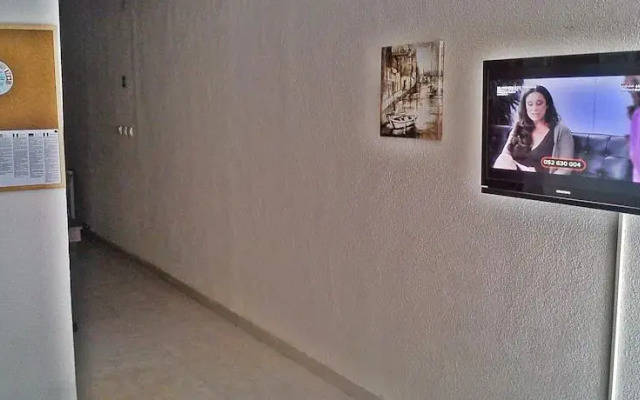 Hostel XXS