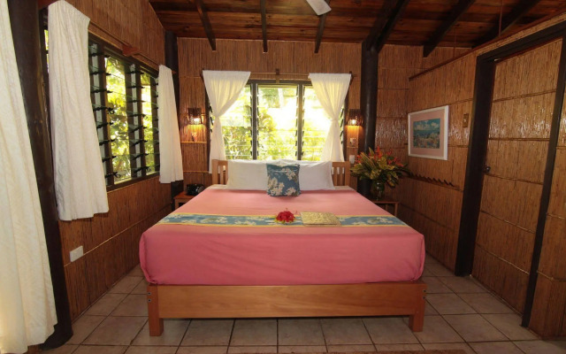 Coconut Grove Beachfront Cottages