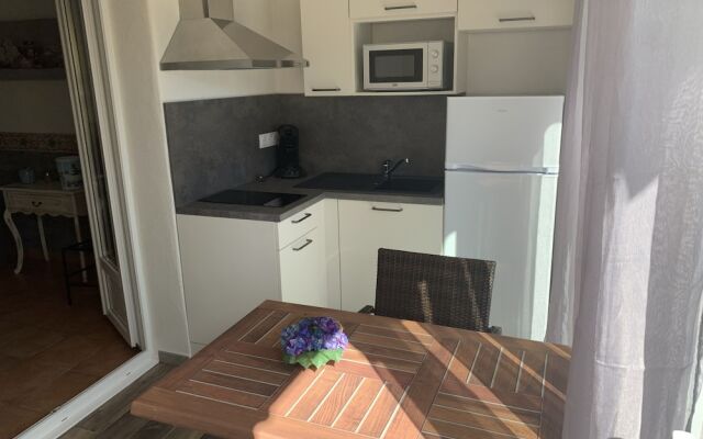 Rocca Rossa Locations gîtes Palombaggia