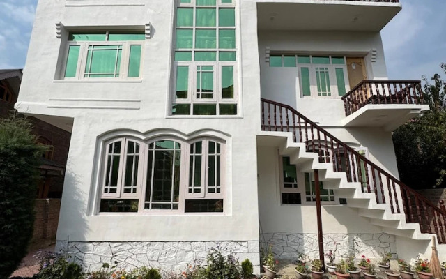 Shesh Bagh Boutique Homestay