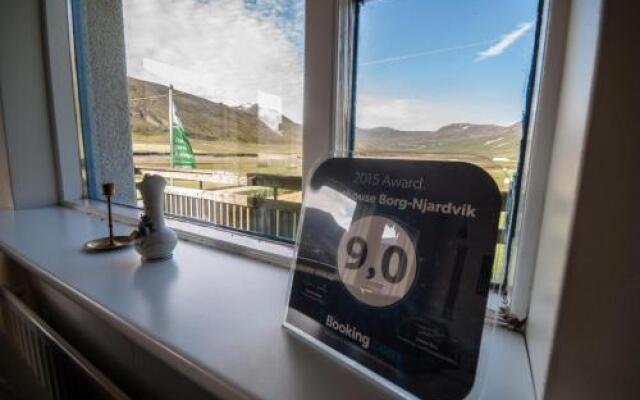 Guesthouse Borg-Njardvík