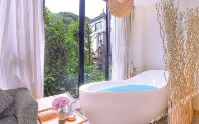 Qingcheng Mountain - Luxury Wuliuzhuang