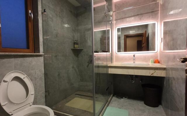 Walker Changhua Brook Villa&Residence