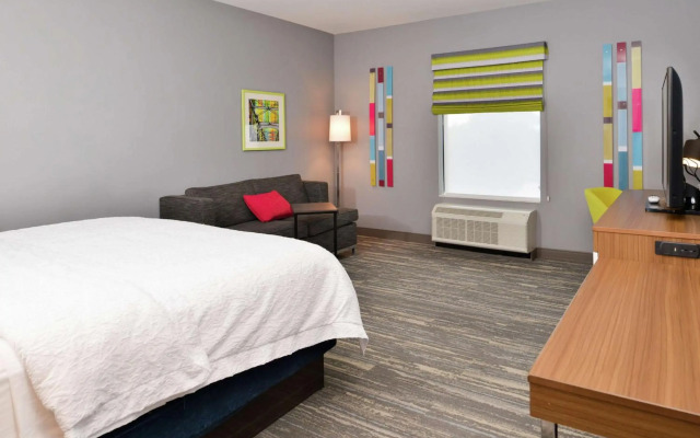 Hampton Inn & Suites St. Paul Oakdale/Woodbury