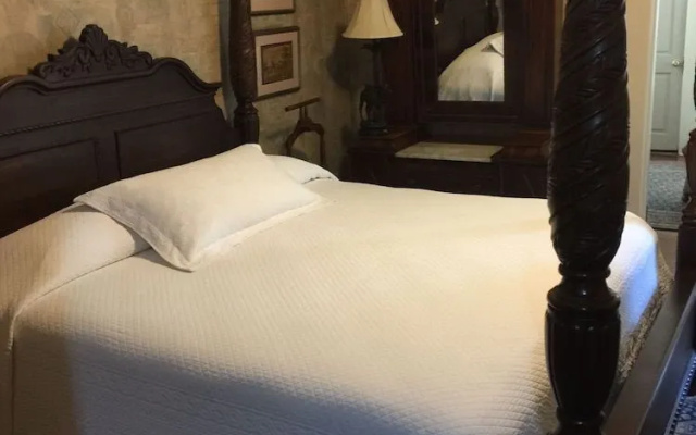 Courthouse Inn Bed and Breakfast