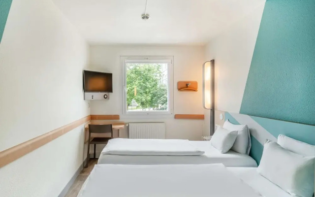 B&B HOTEL Freiburg-West