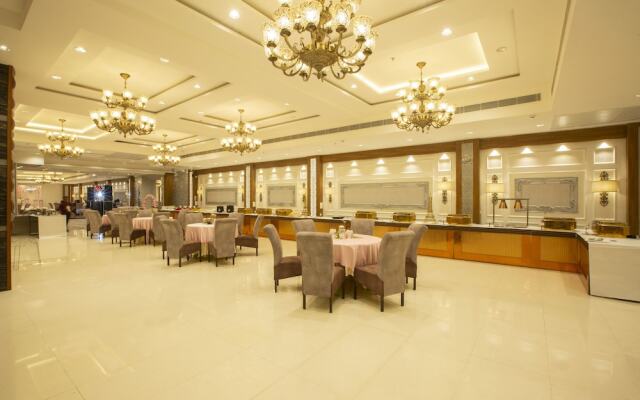 Hotel Sakura by Maps, GURGAON