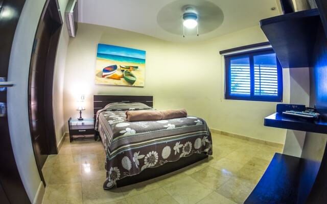 El Faro 303 Reef 1 Bedroom Condo by Redawning